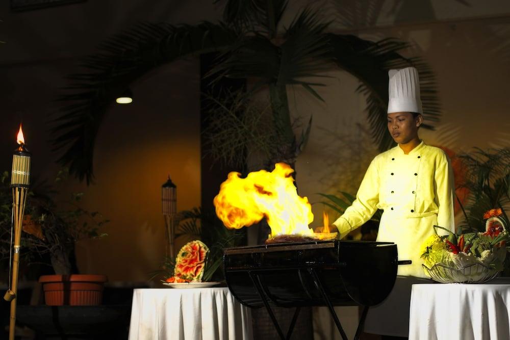 Singgasana Hotel 马卡萨 外观 照片