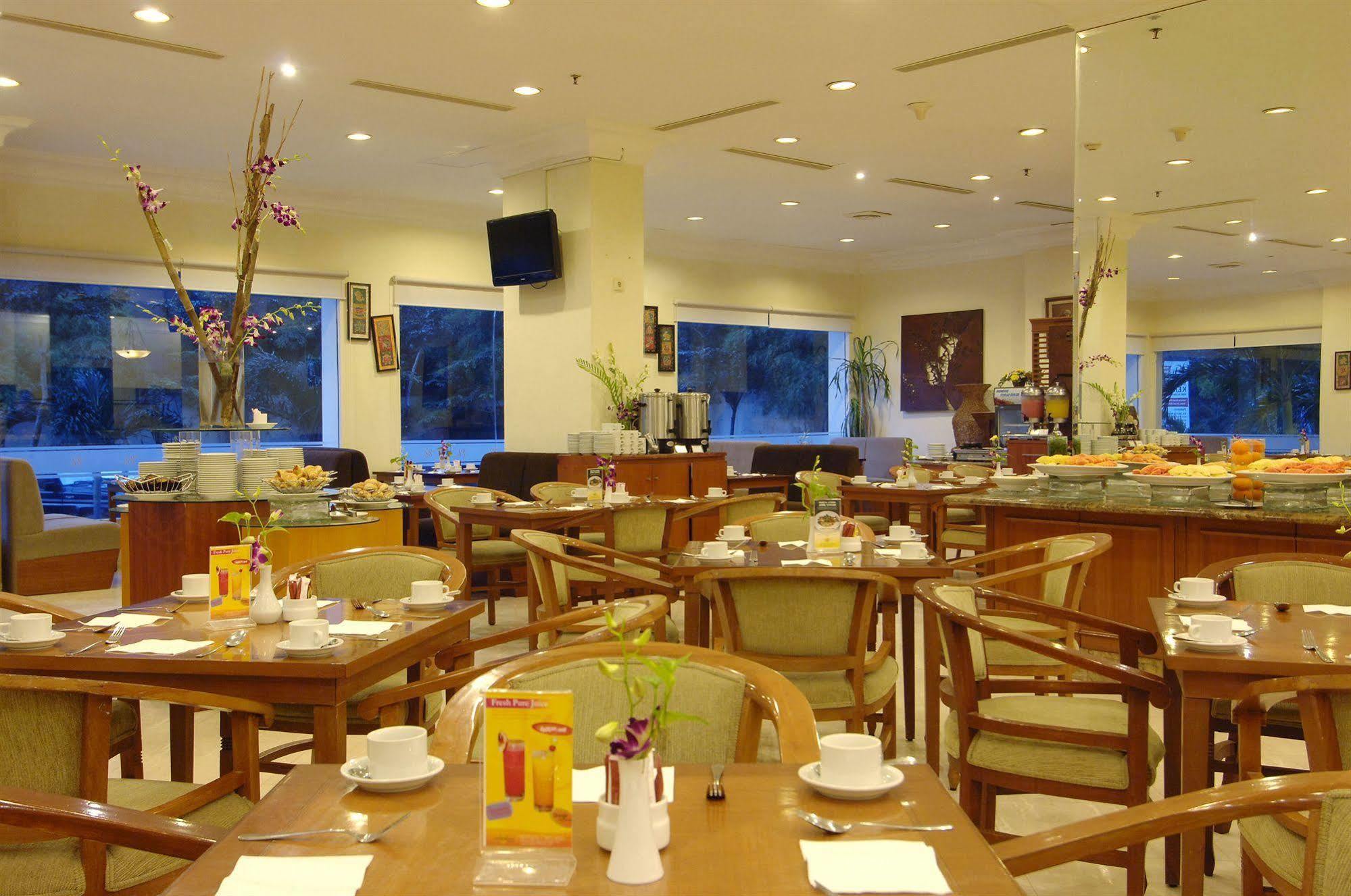 Singgasana Hotel 马卡萨 外观 照片