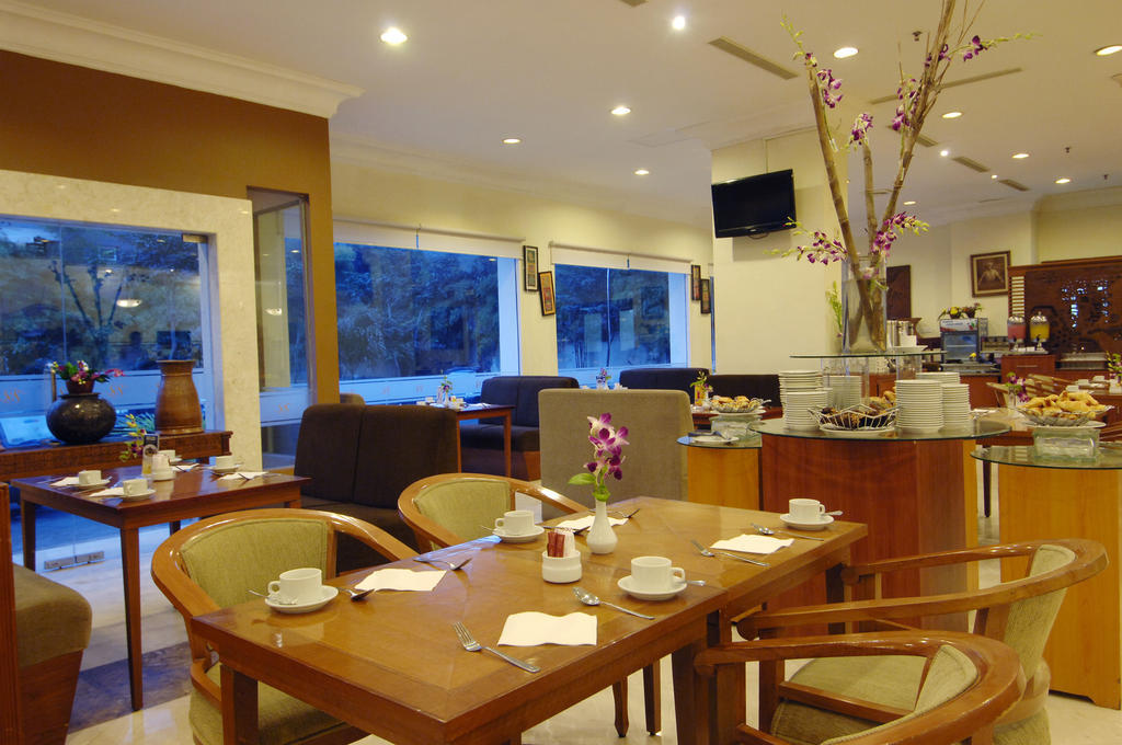 Singgasana Hotel 马卡萨 外观 照片